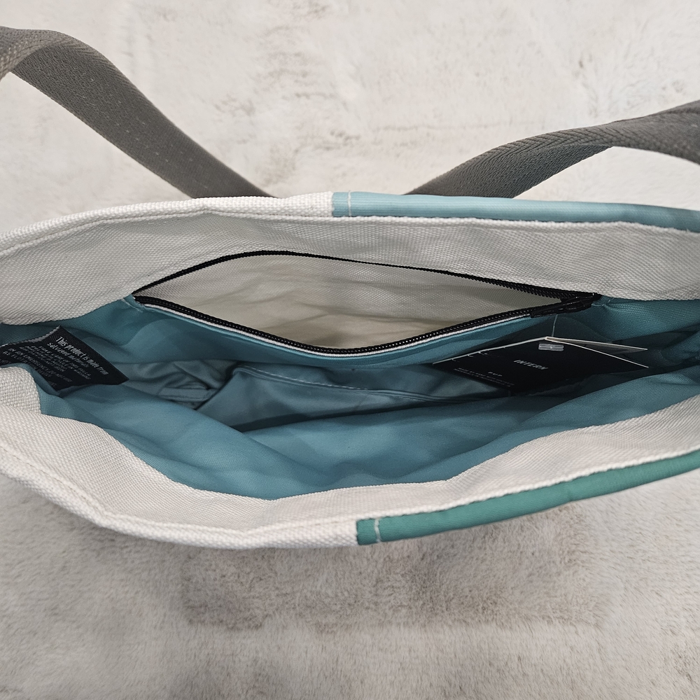 Women's Green and White Shoulder Bag - Picture 7 of 7